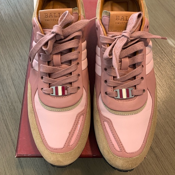 Woman’s LIKE NEW! Bally Sneakers - Picture 3 of 4